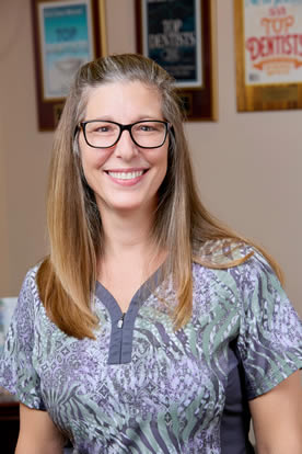 Darlene - Front Desk
